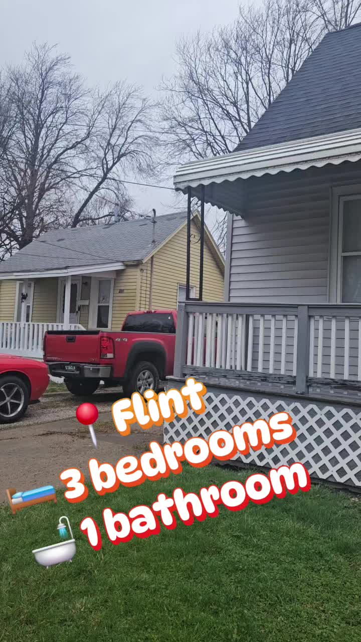 @DeepikaGhotra Realtor®