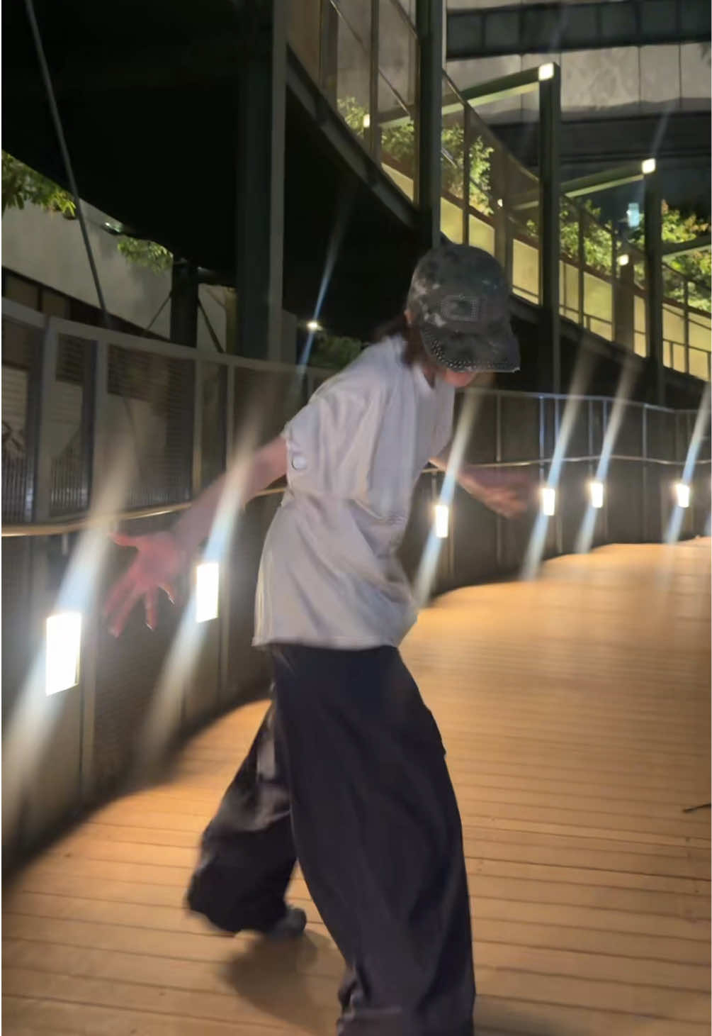 @米澤りあ