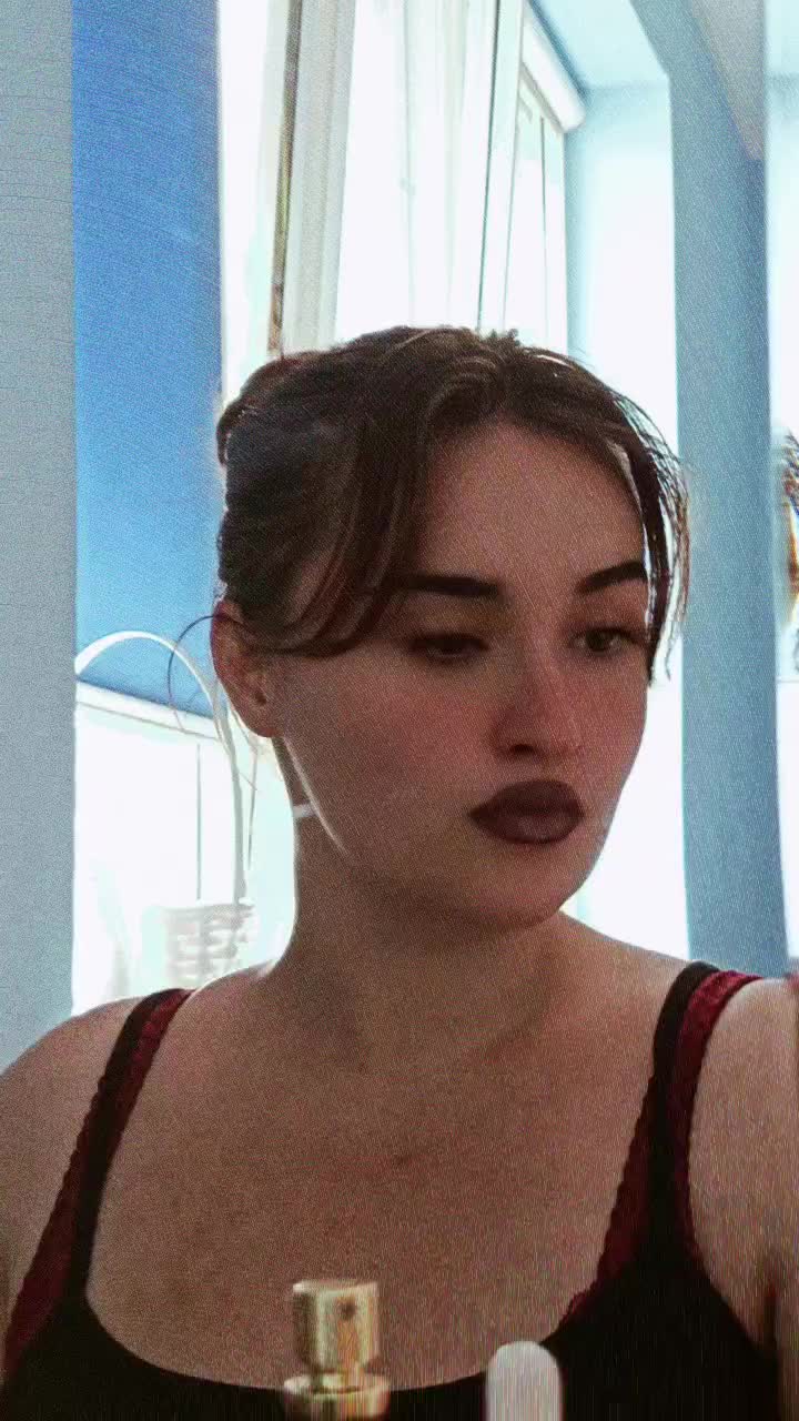 @🥀~𝓐𝓷𝓲𝓪~🥀