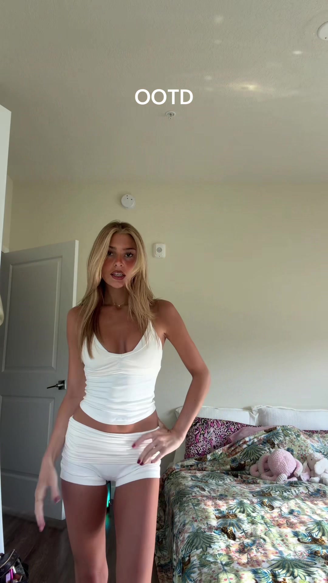 @ameliakwebster