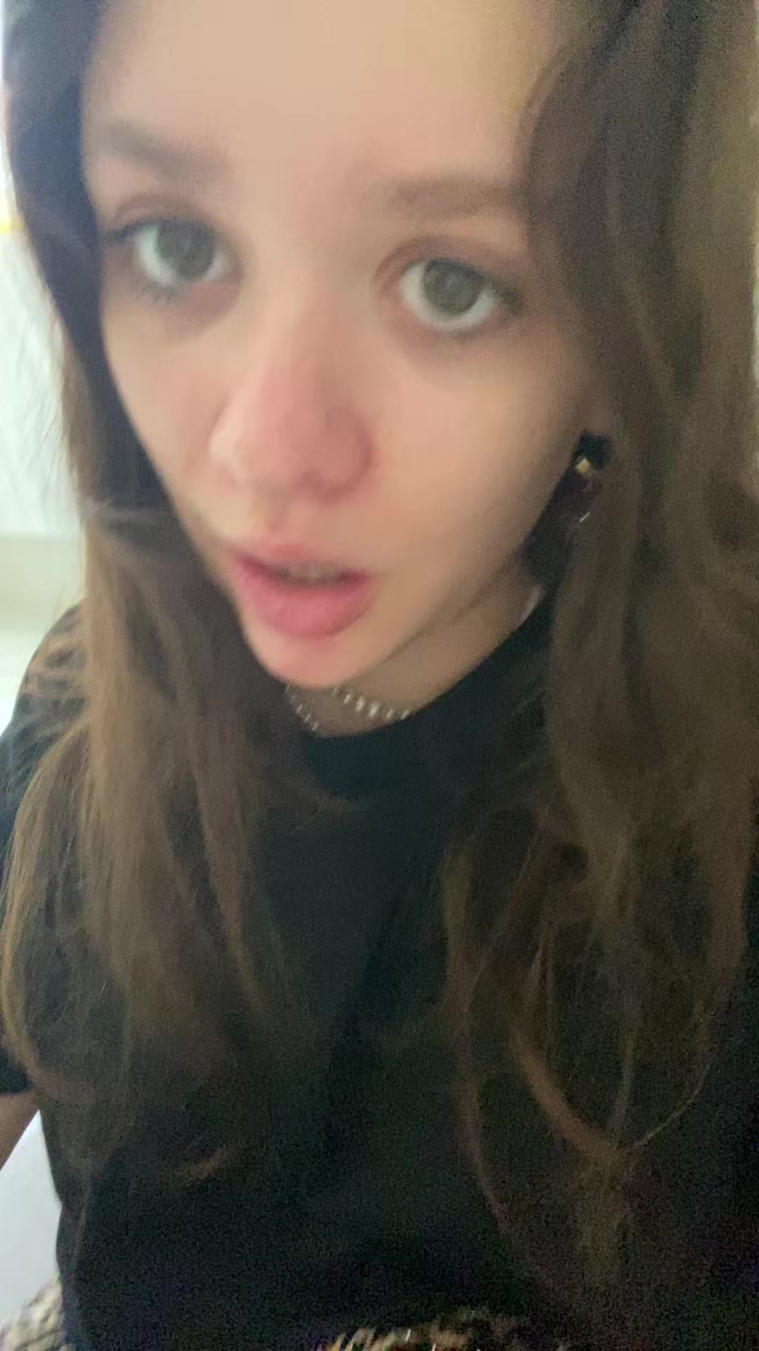@Ava_hlk