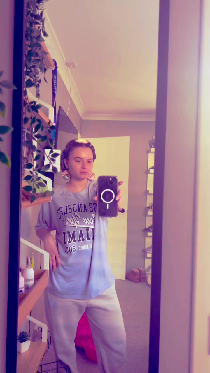 @ava elise