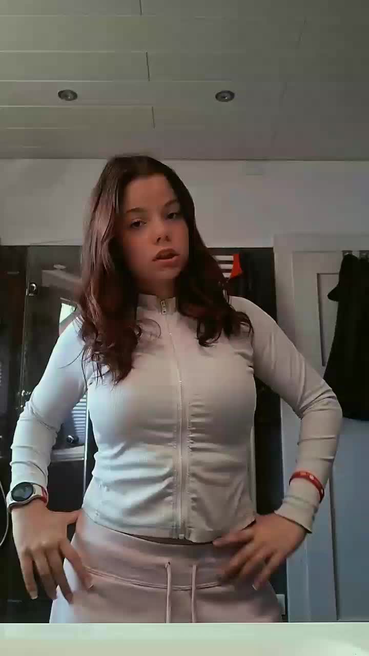 @Sophieee