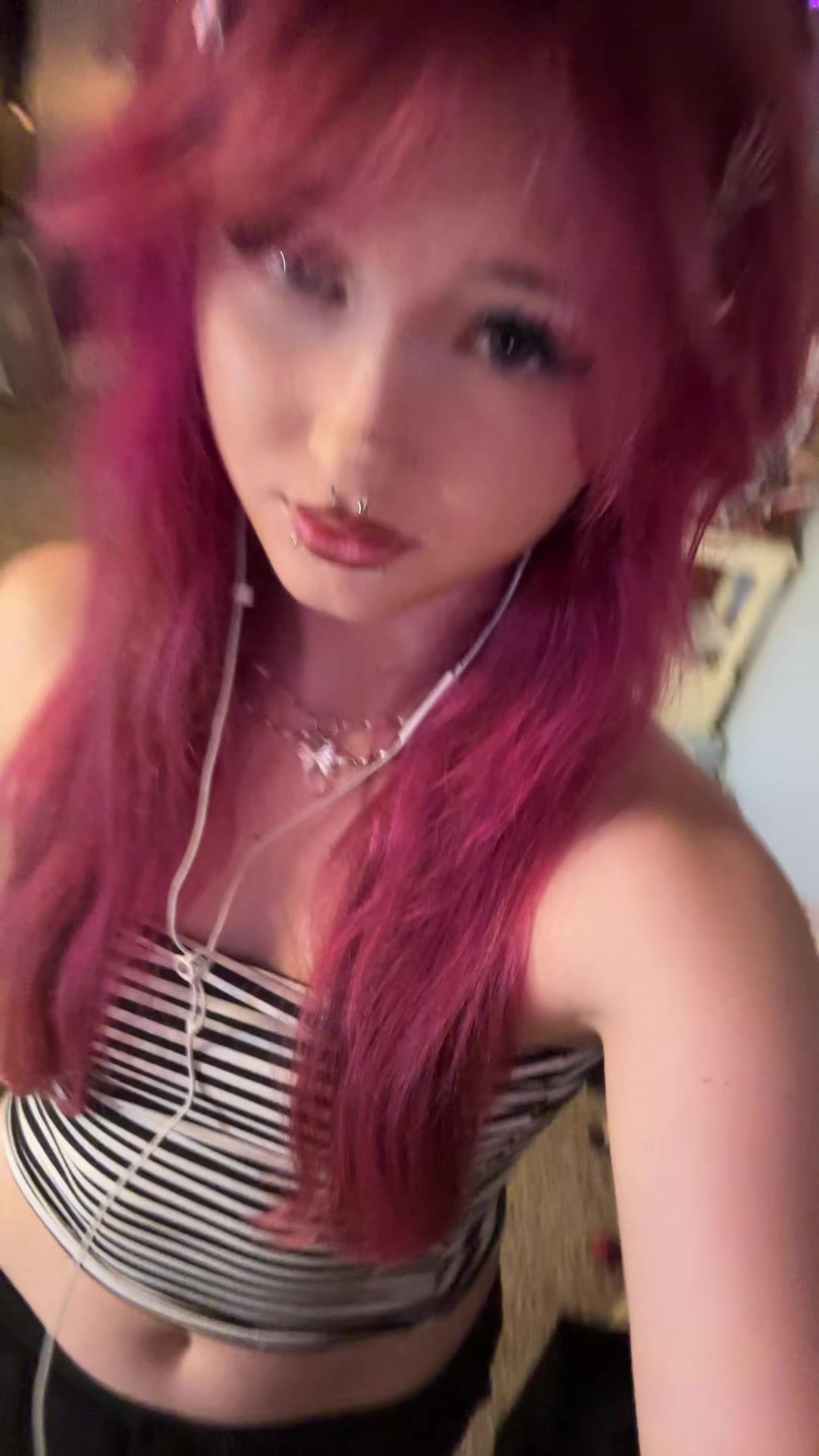@lyla ⋆˚꩜。⋆₊⊹