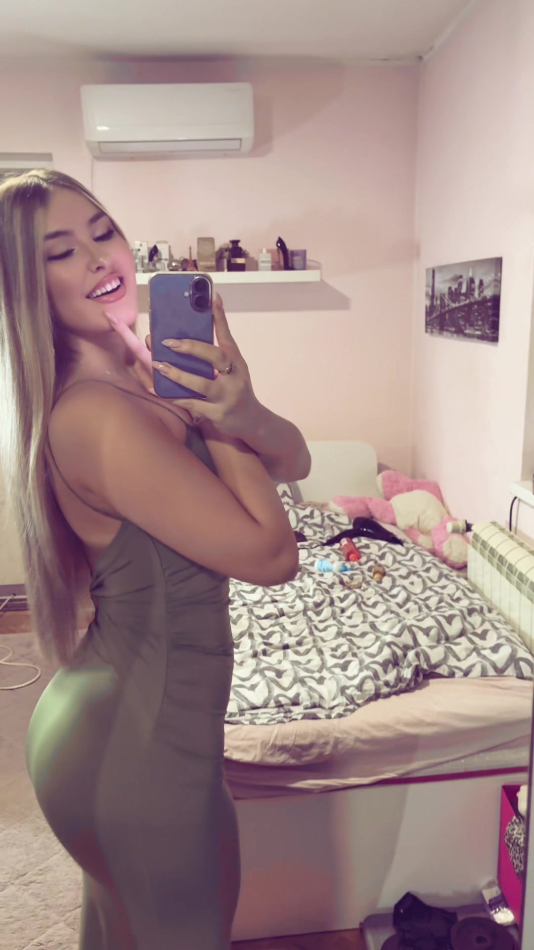 @tara