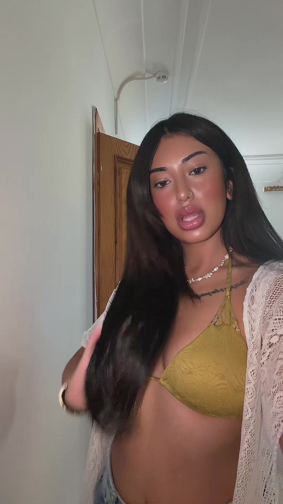 @Defne