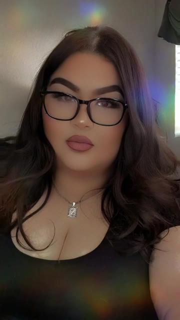 @𝒟𝒪𝑀𝐼𝐼🌸