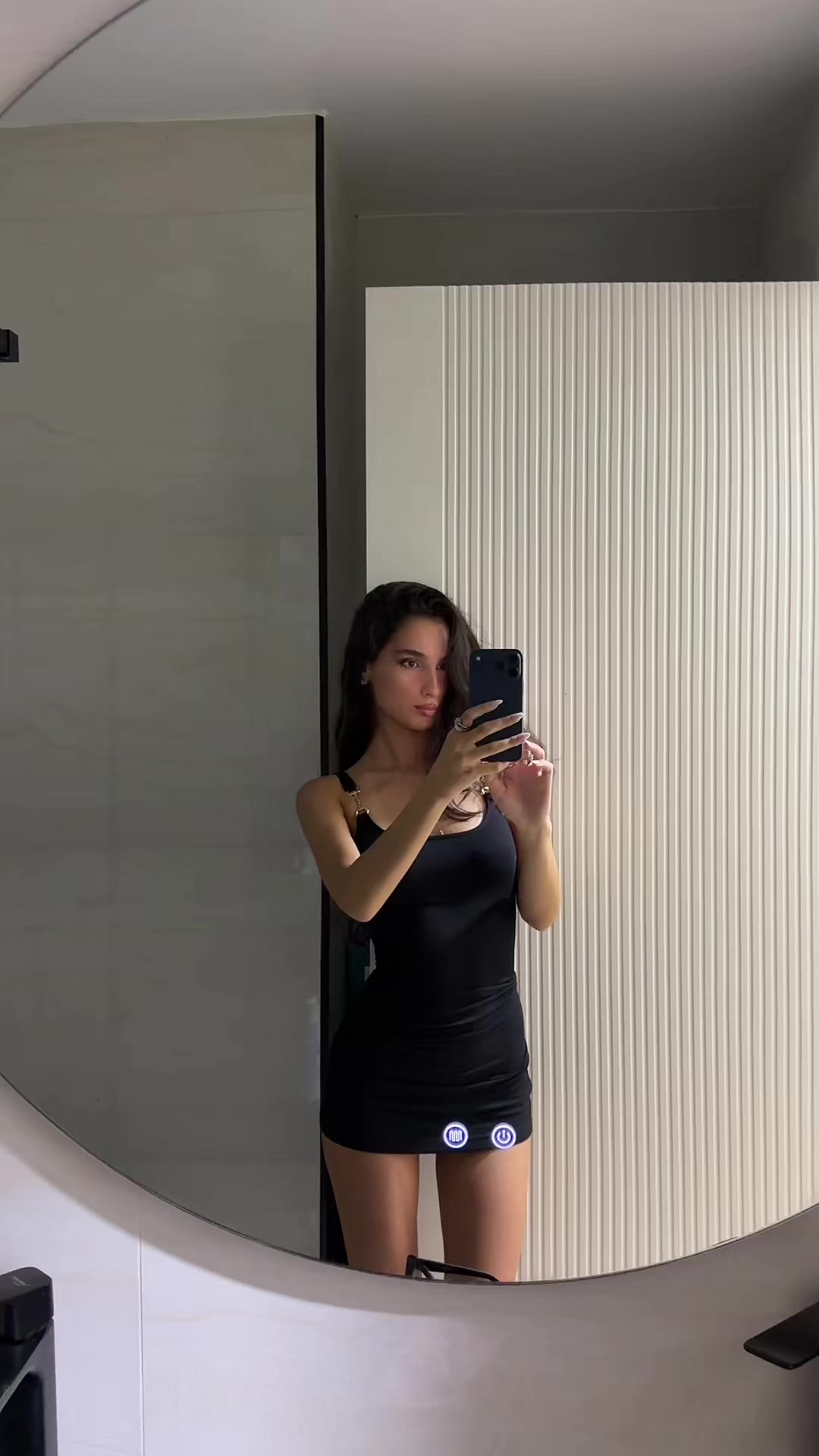 @Ano
