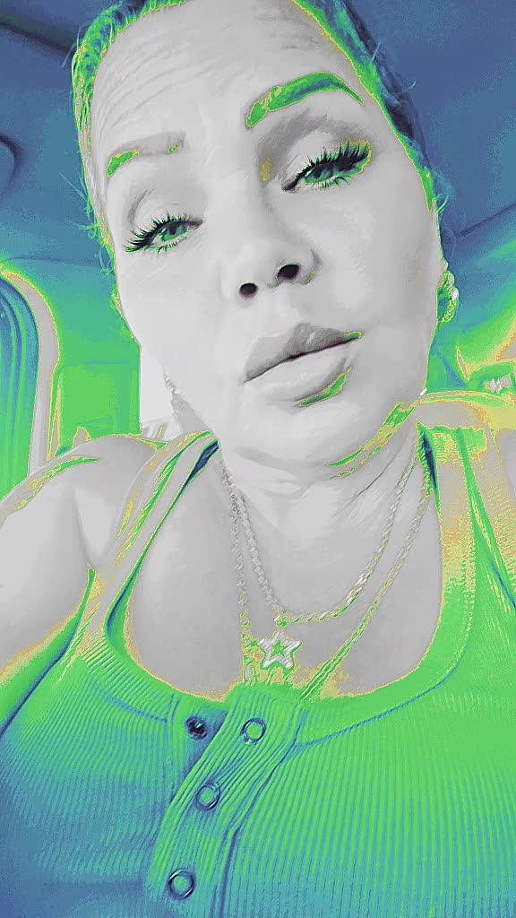 @SheilaA520