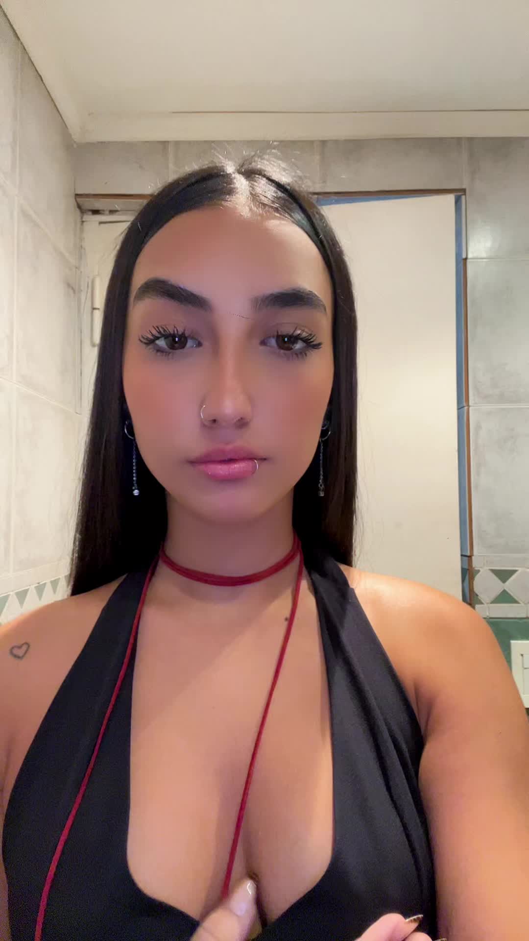 @𝒮𝑜𝒻𝒾𝒶