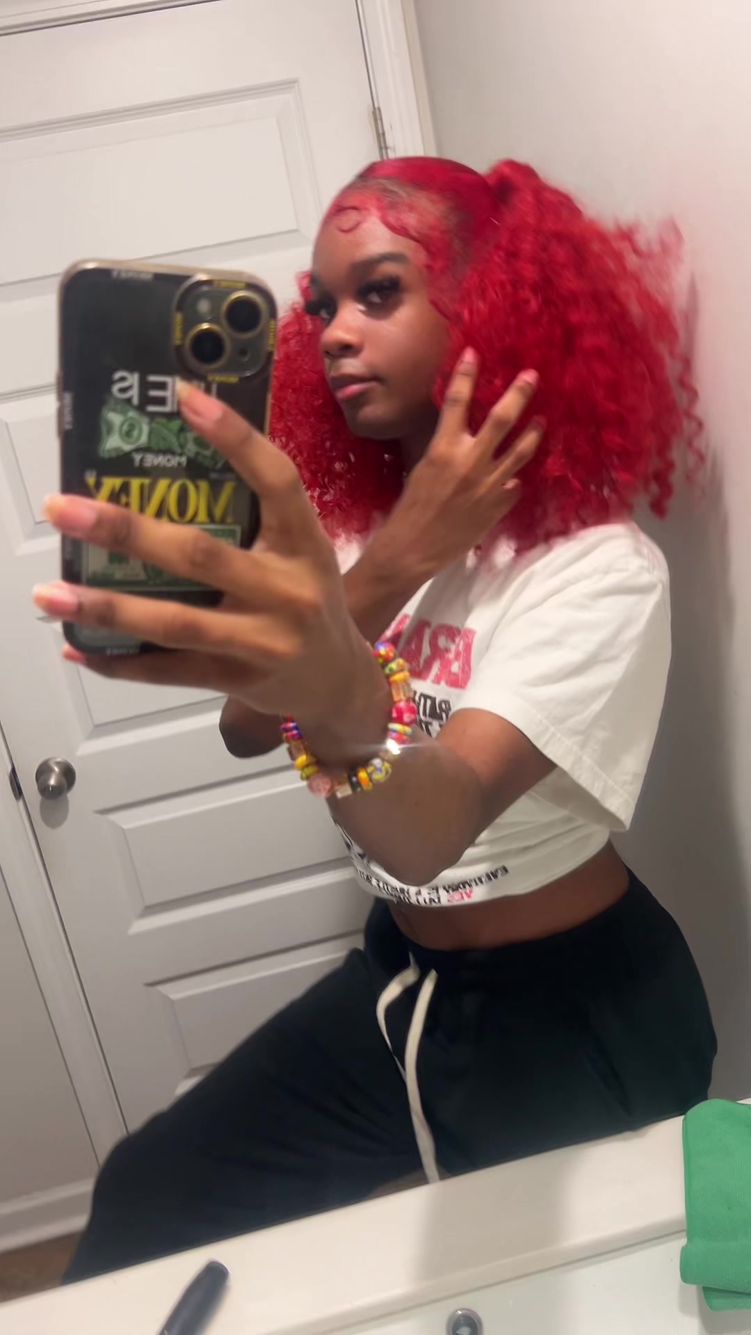 @Badshi®️