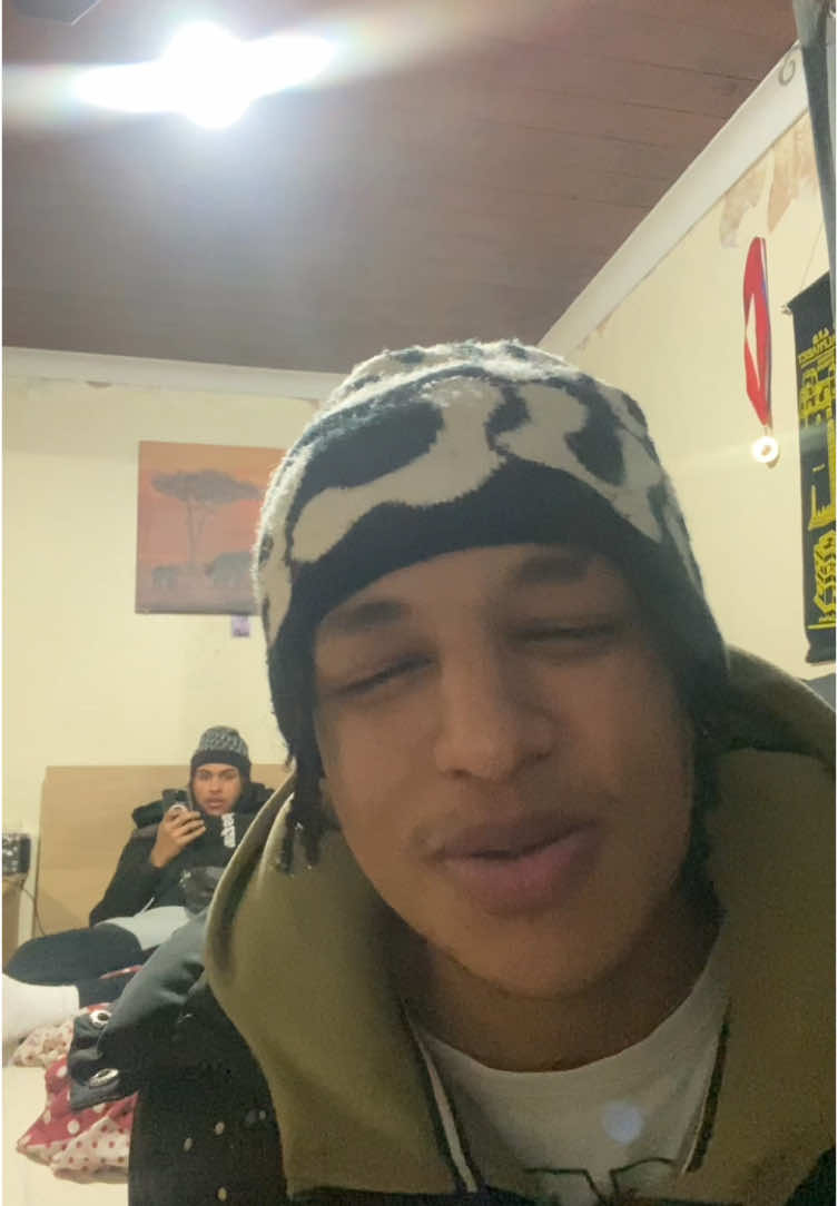 @miko __MK 🎥