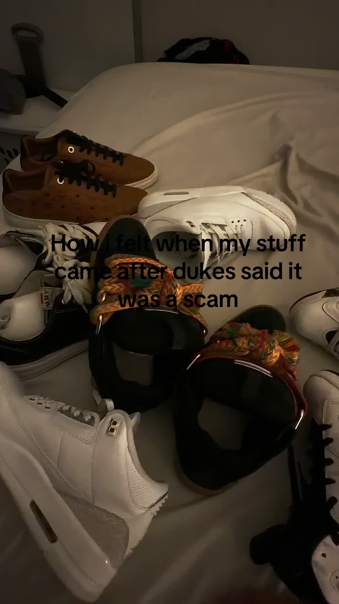 @⃟