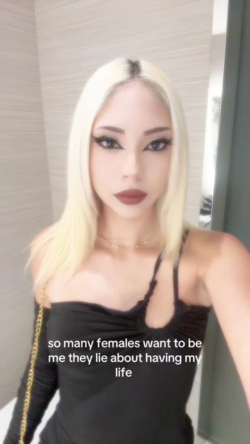 @baseddcourtney