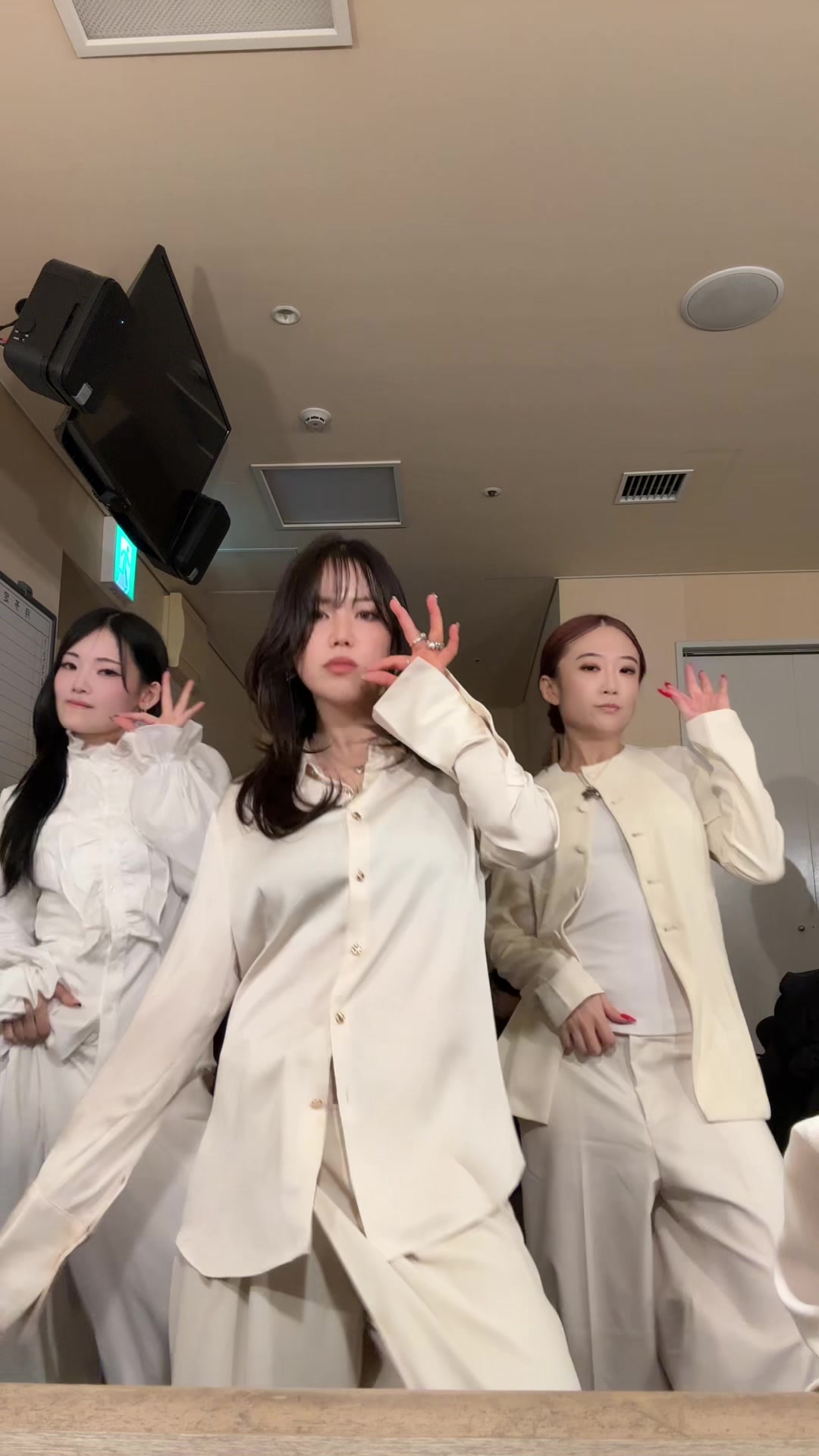 @Momokoyama