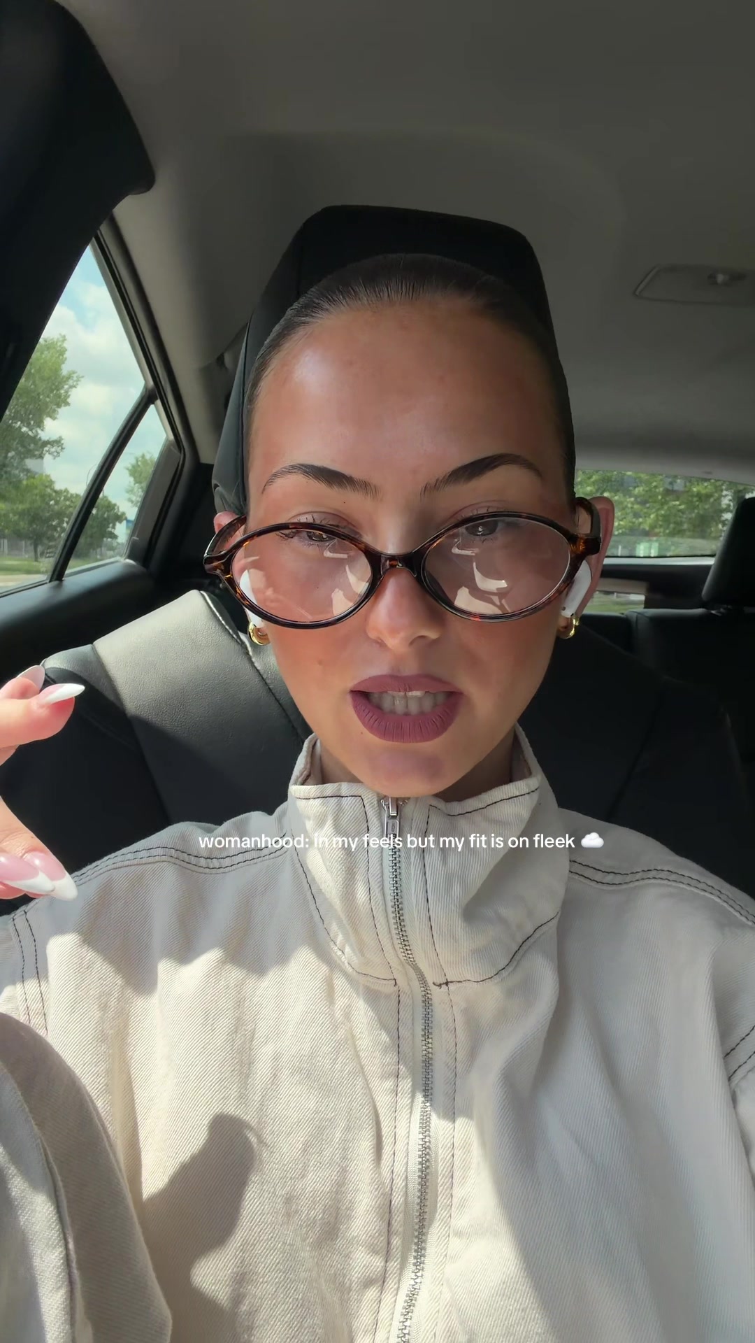 @withlaurairl