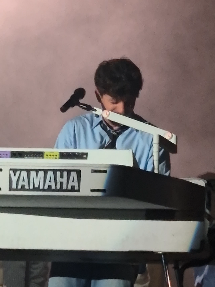 @smilerastronaut | concertgirl