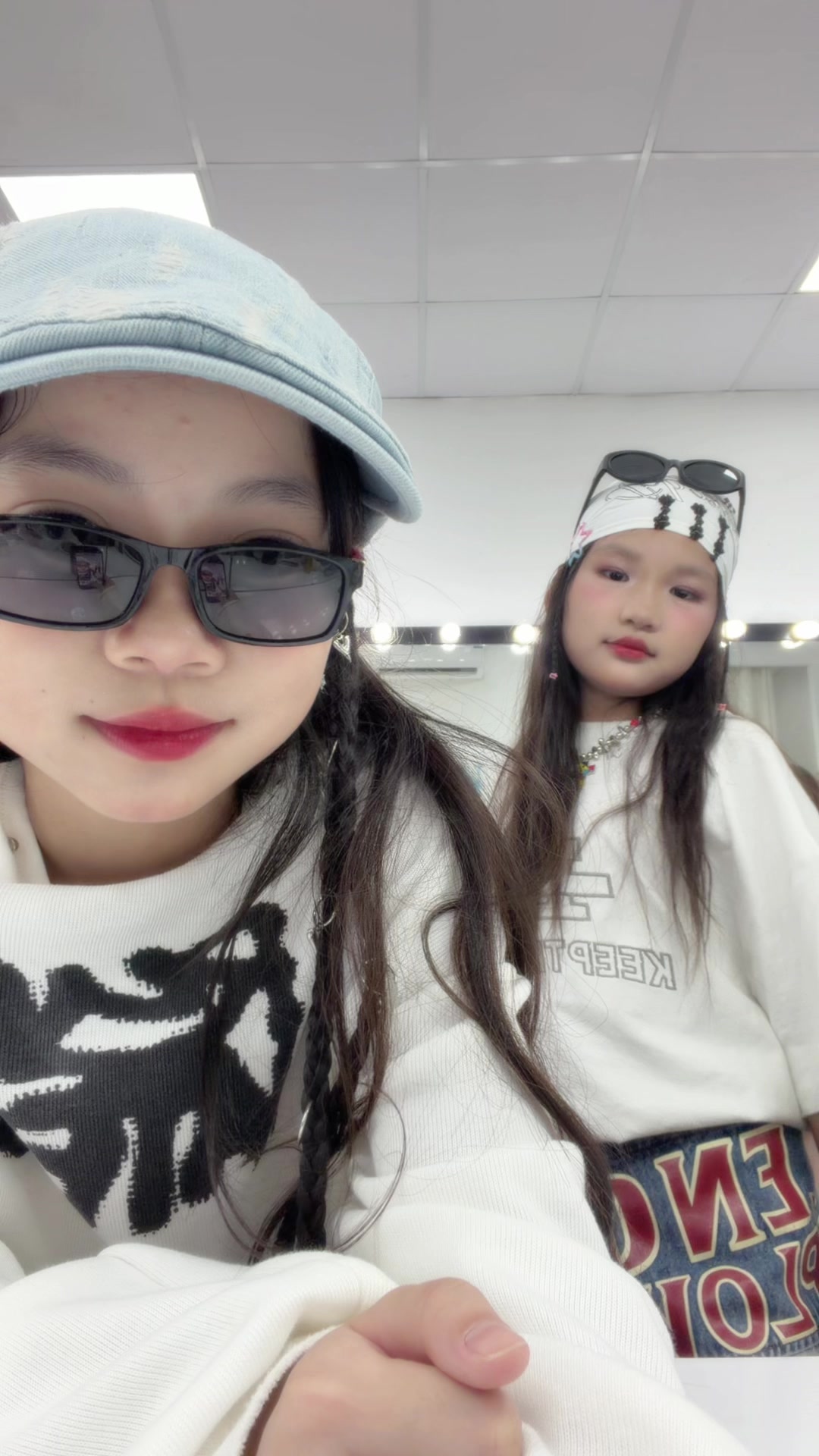 @Lê Ngọc Vy (Bella)