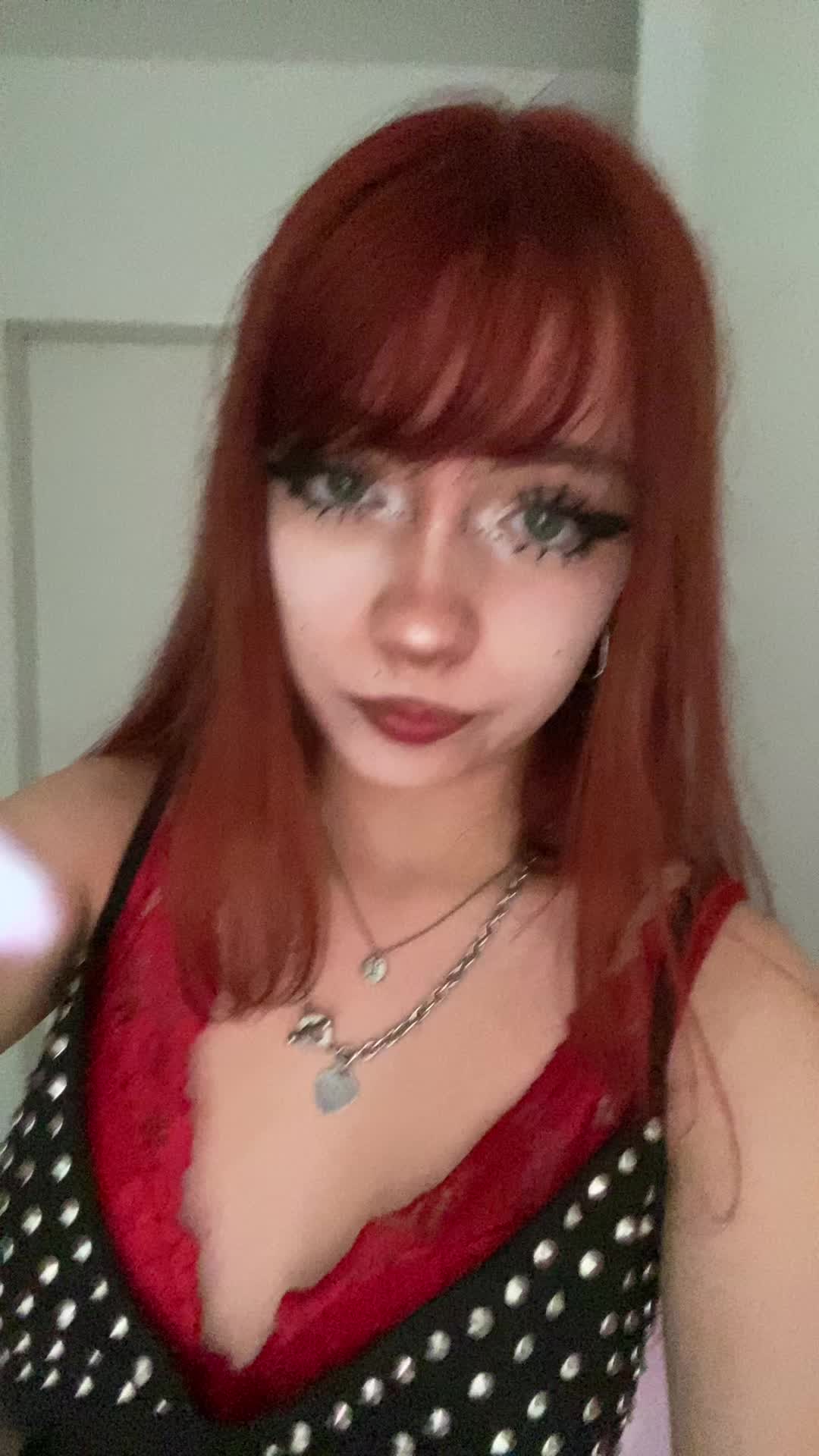 @FEMBOY GOONER ﾒ𝟶