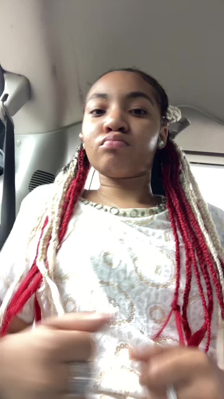 @missfabulousze