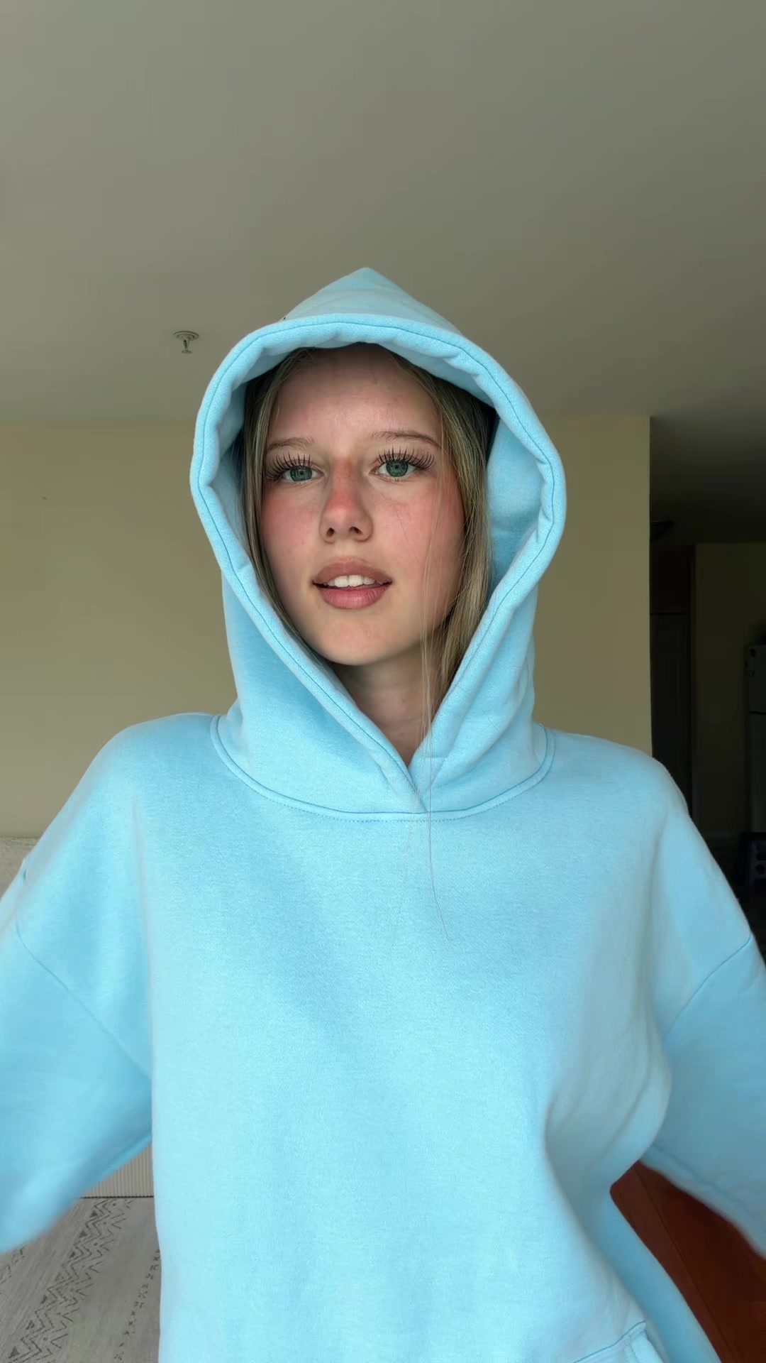 @🦄