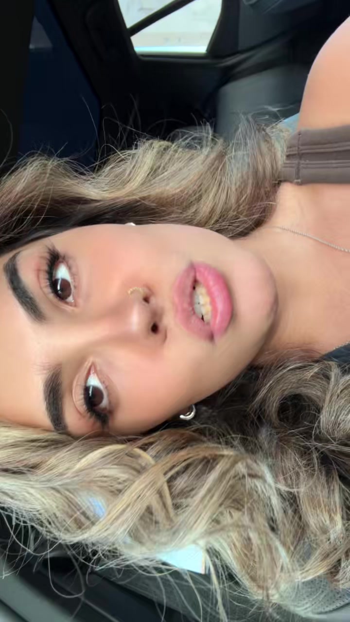 @Ariyanaz