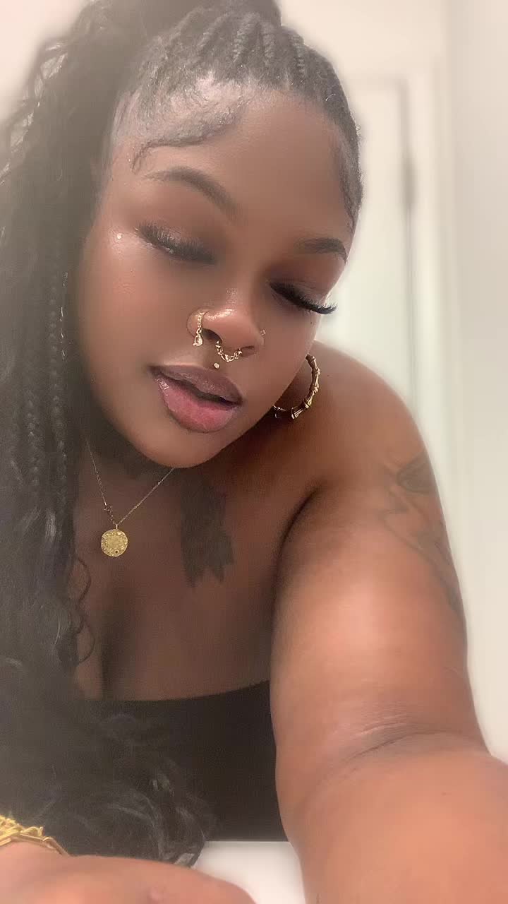 @Lexy Rose 🌹