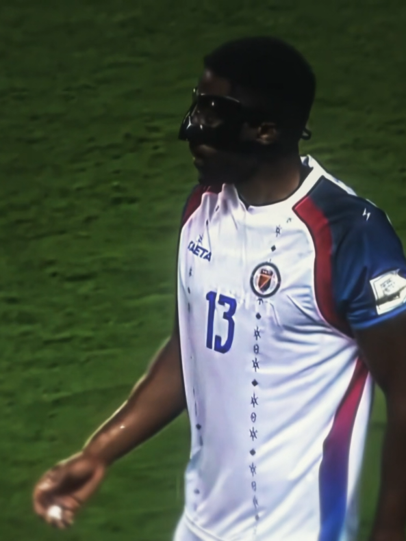 @𝙔 𝘼 𝙎 𝙐 𝙆 𝙀 🇭🇹