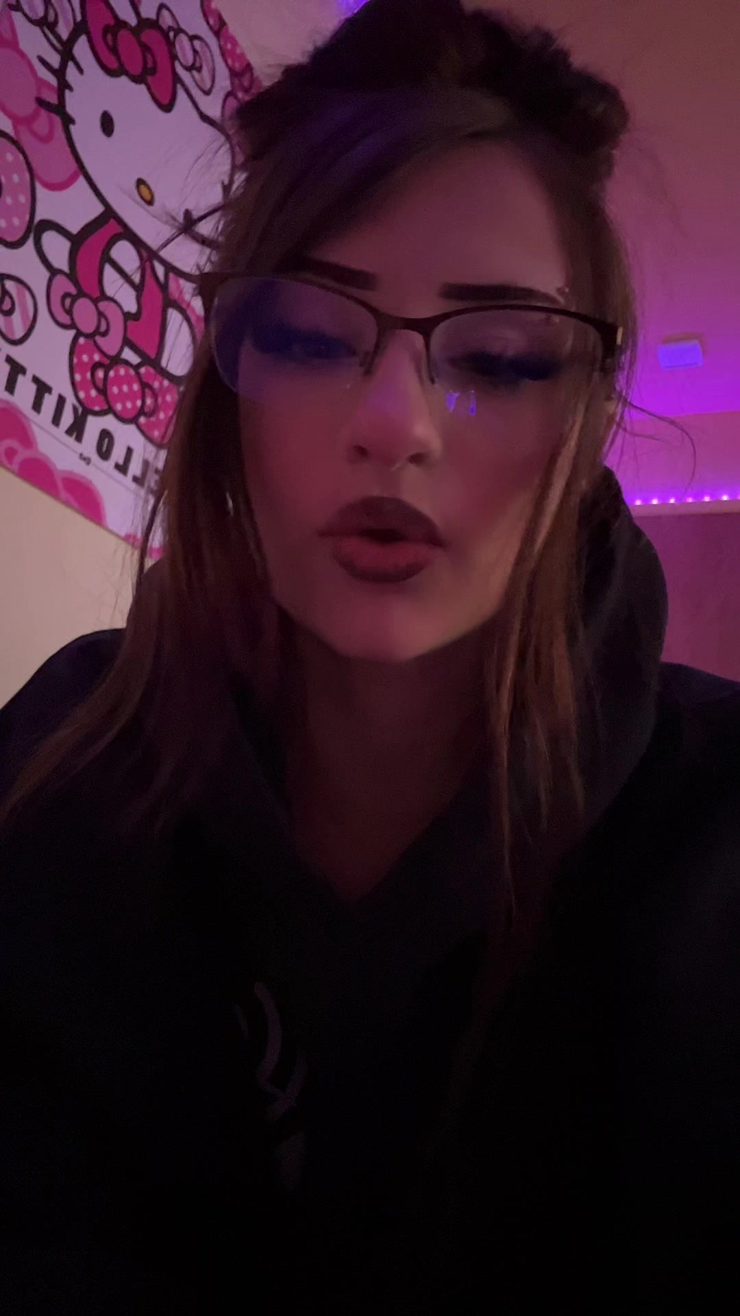 @𝒶𐙚⋆°。⋆♡