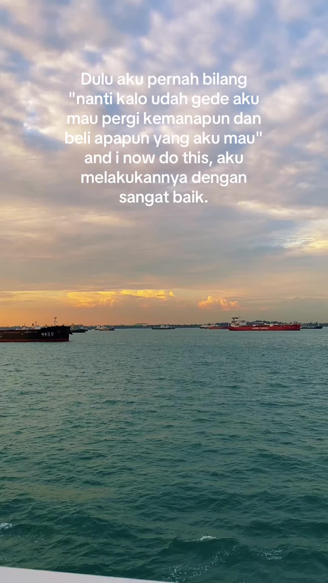 @🐬