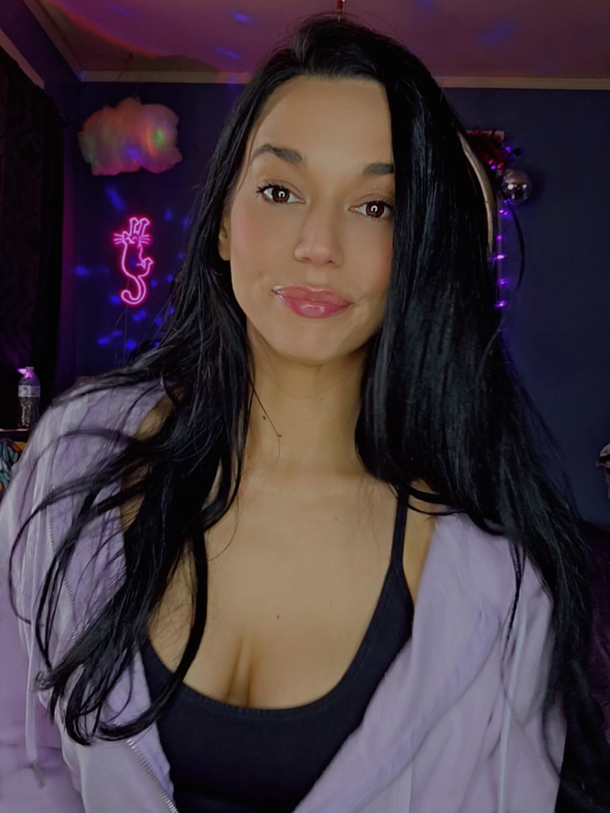 @Nikole