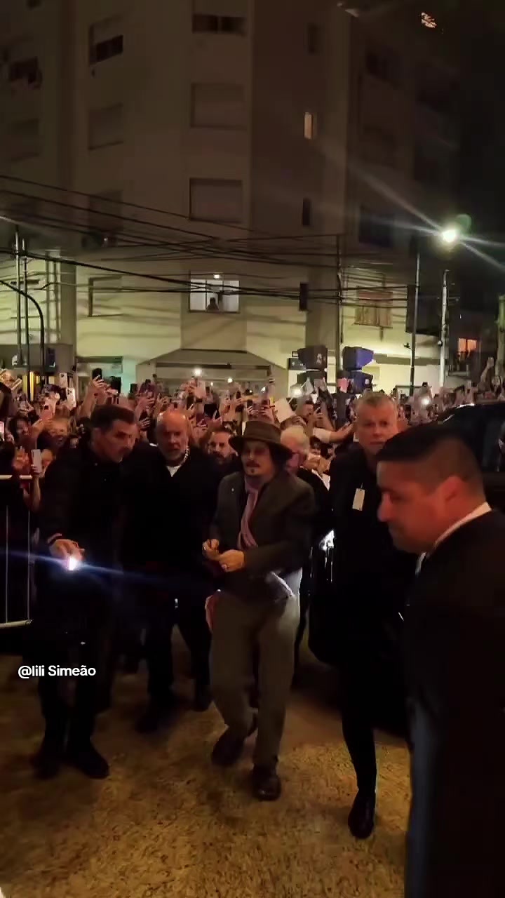 @Lili Sime&atilde;o