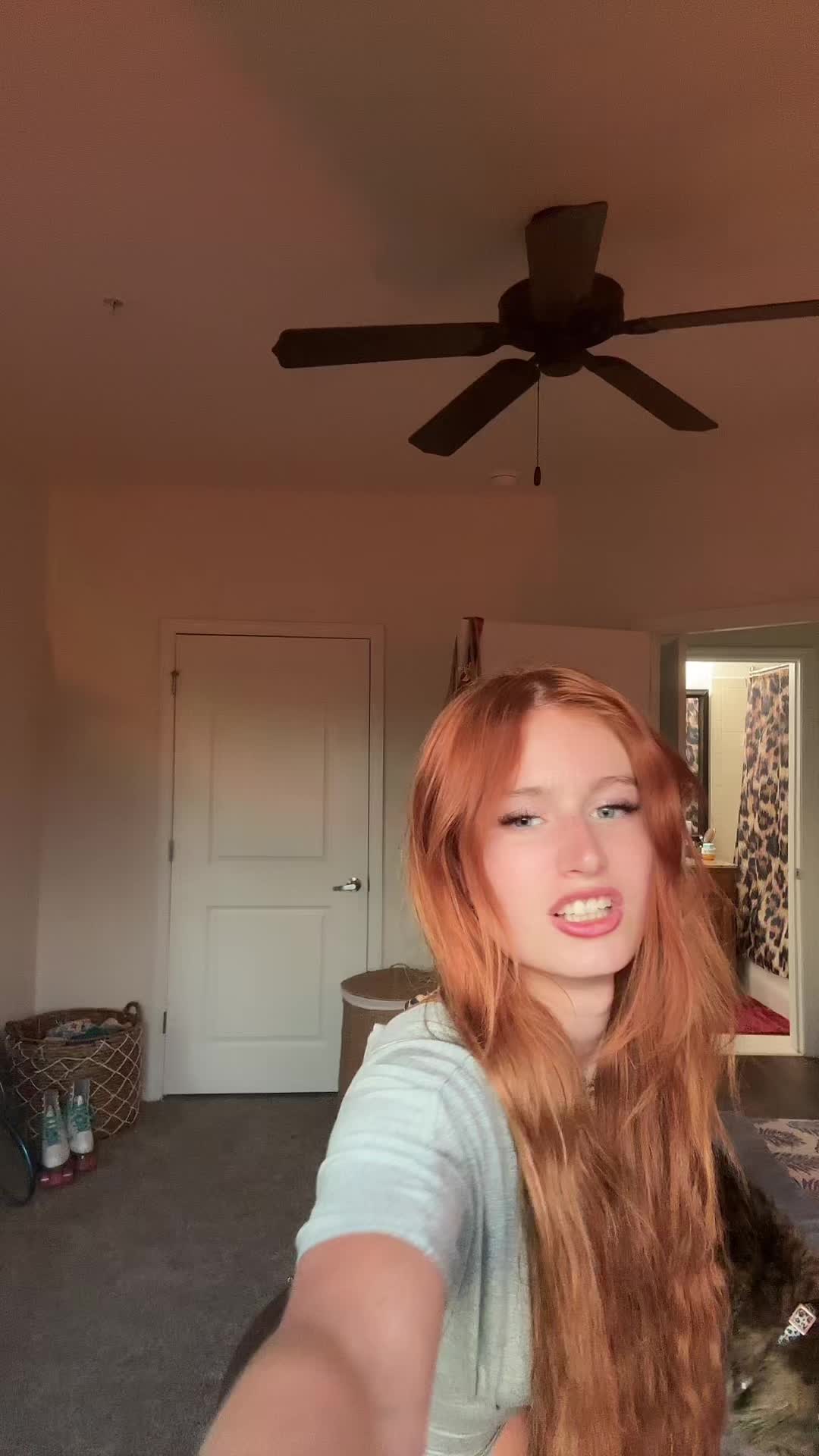 @Kayla<3