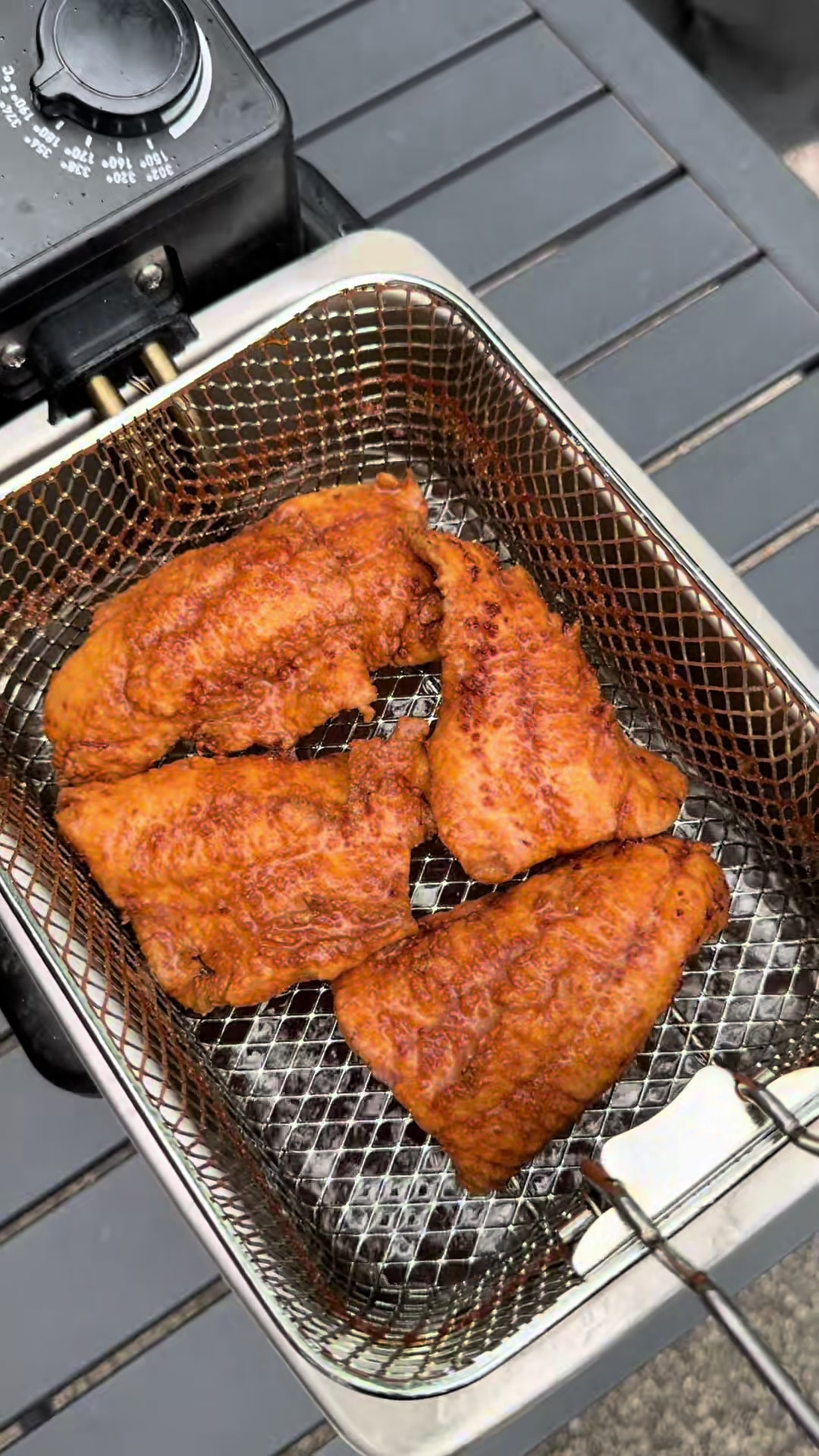 @boltthrowerbbq