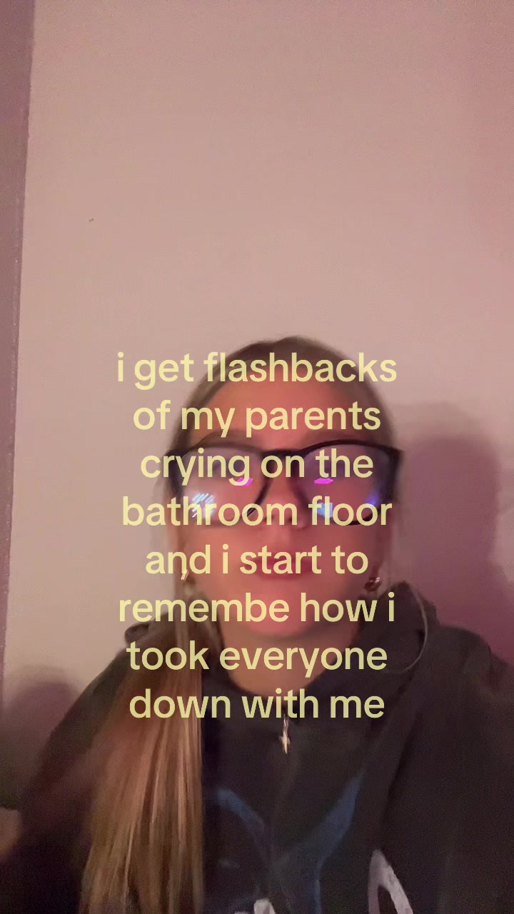 @👾