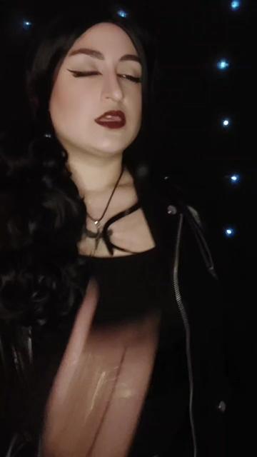 @MorbidQueen