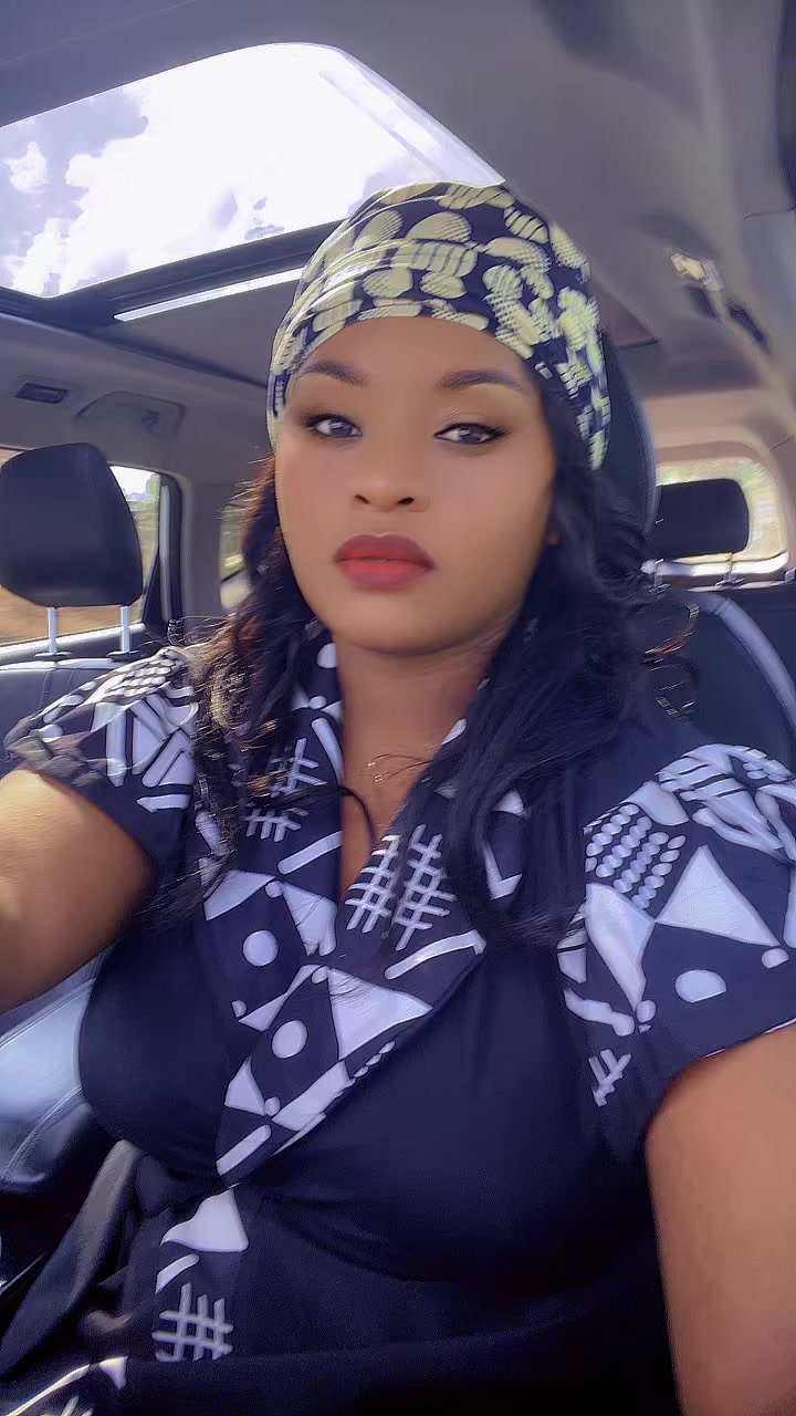 @Anne Mchunu🇿🇦