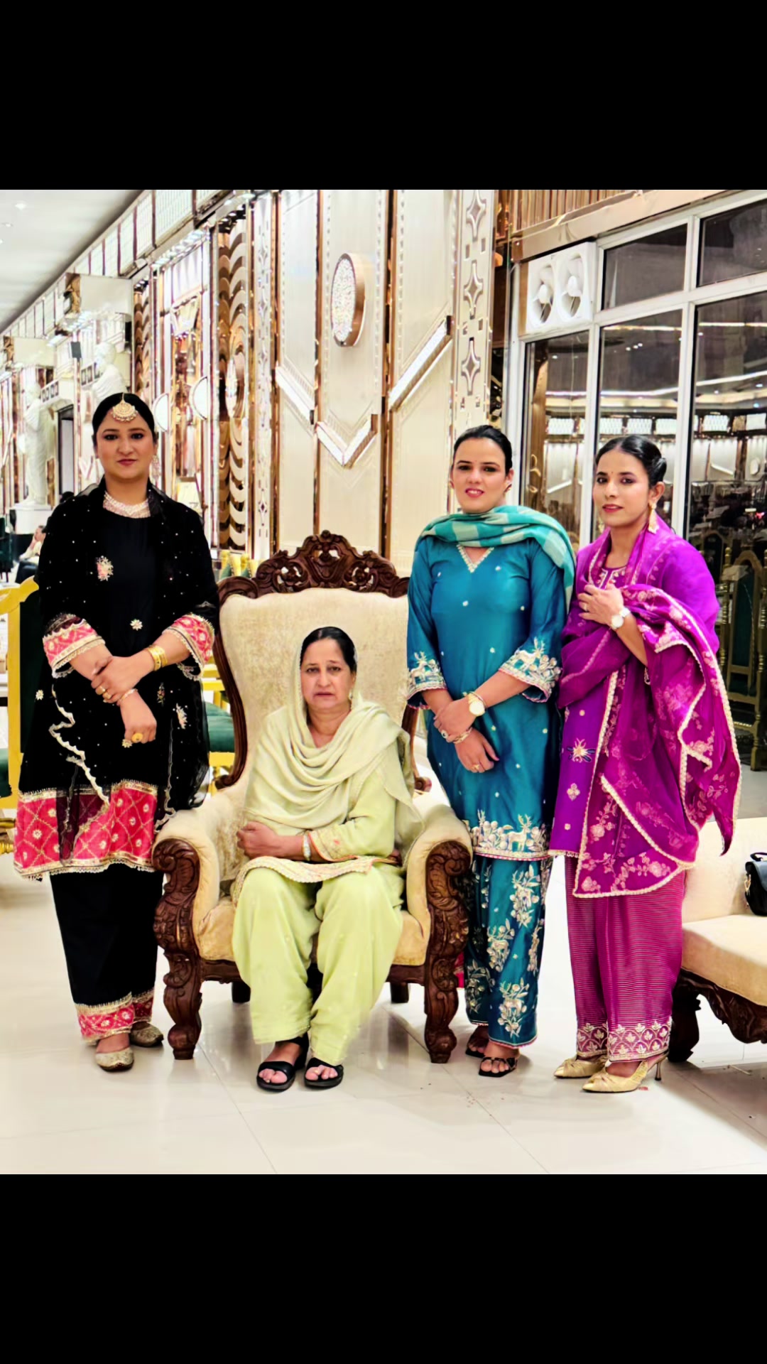 @Mann Khaira Couture