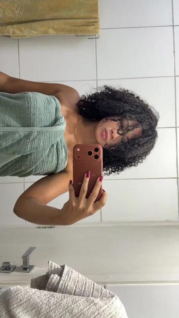 @Alice Ferreira