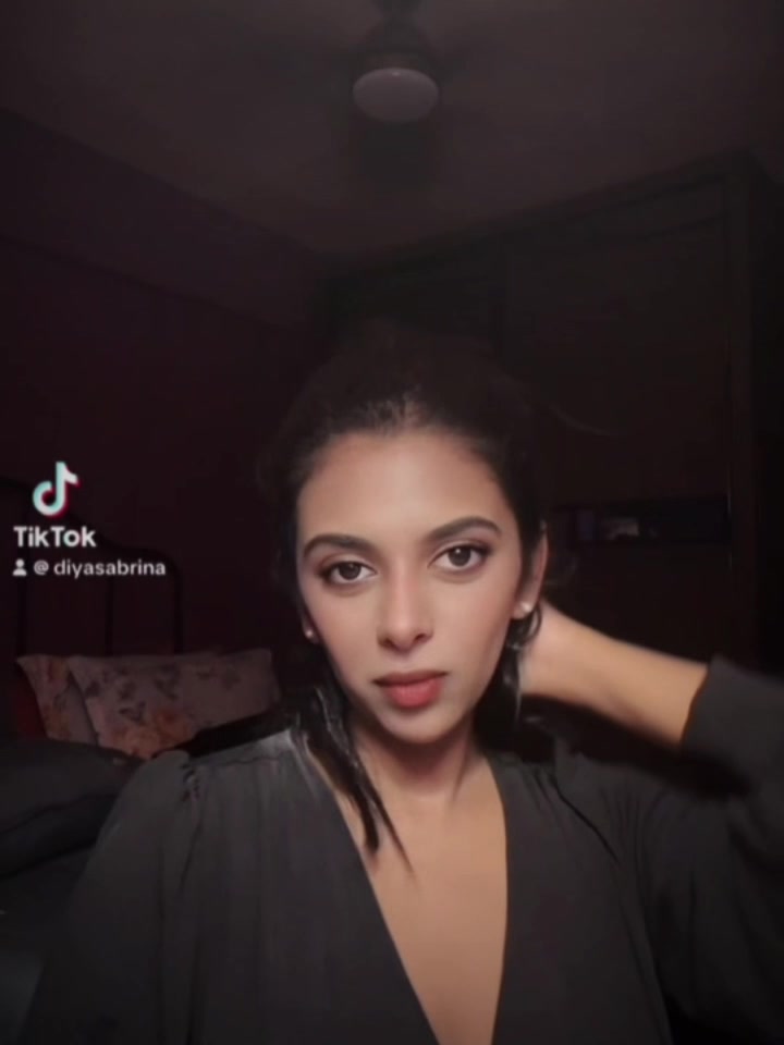 @Diya Sabrina