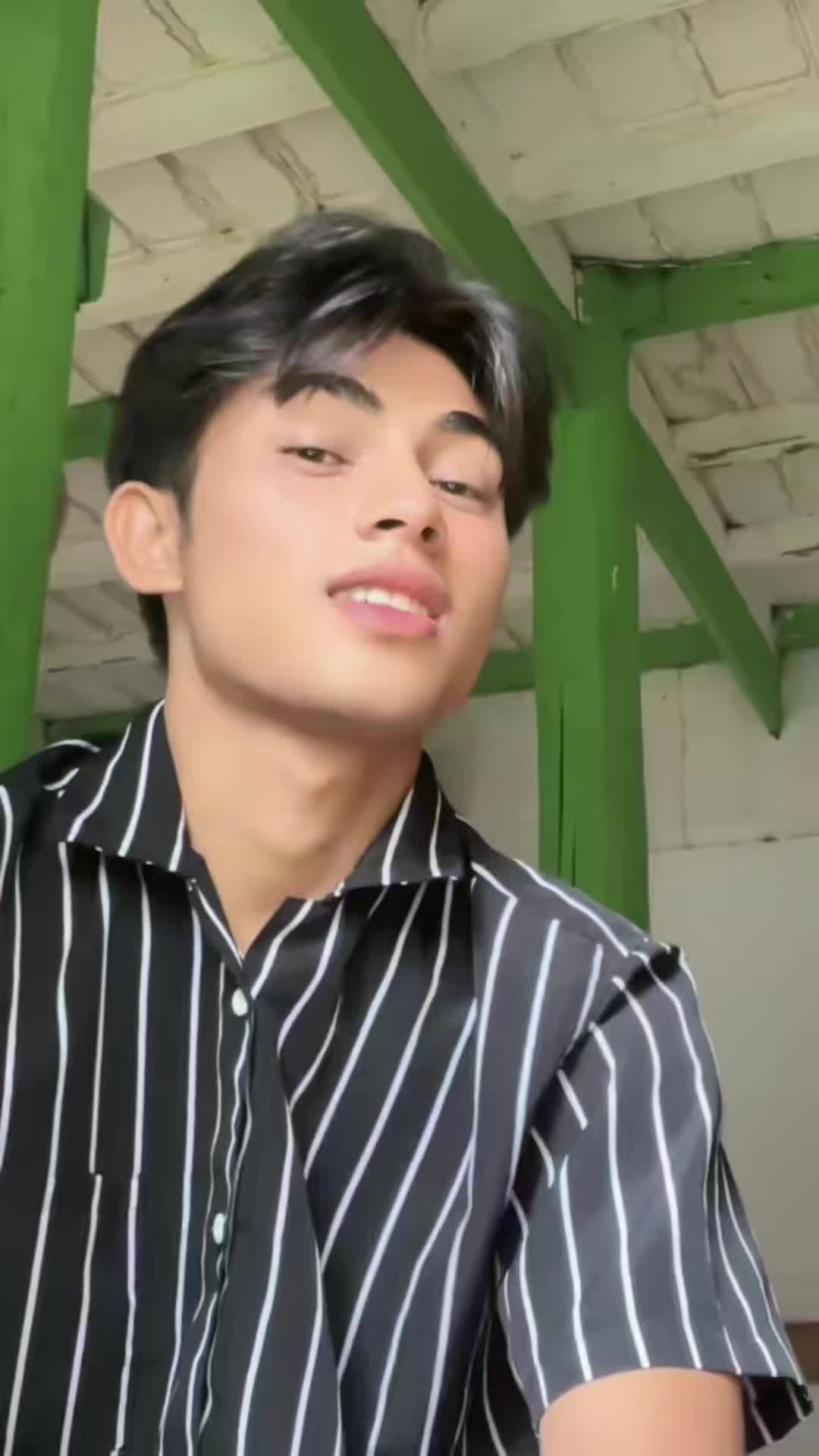 @VanLasax