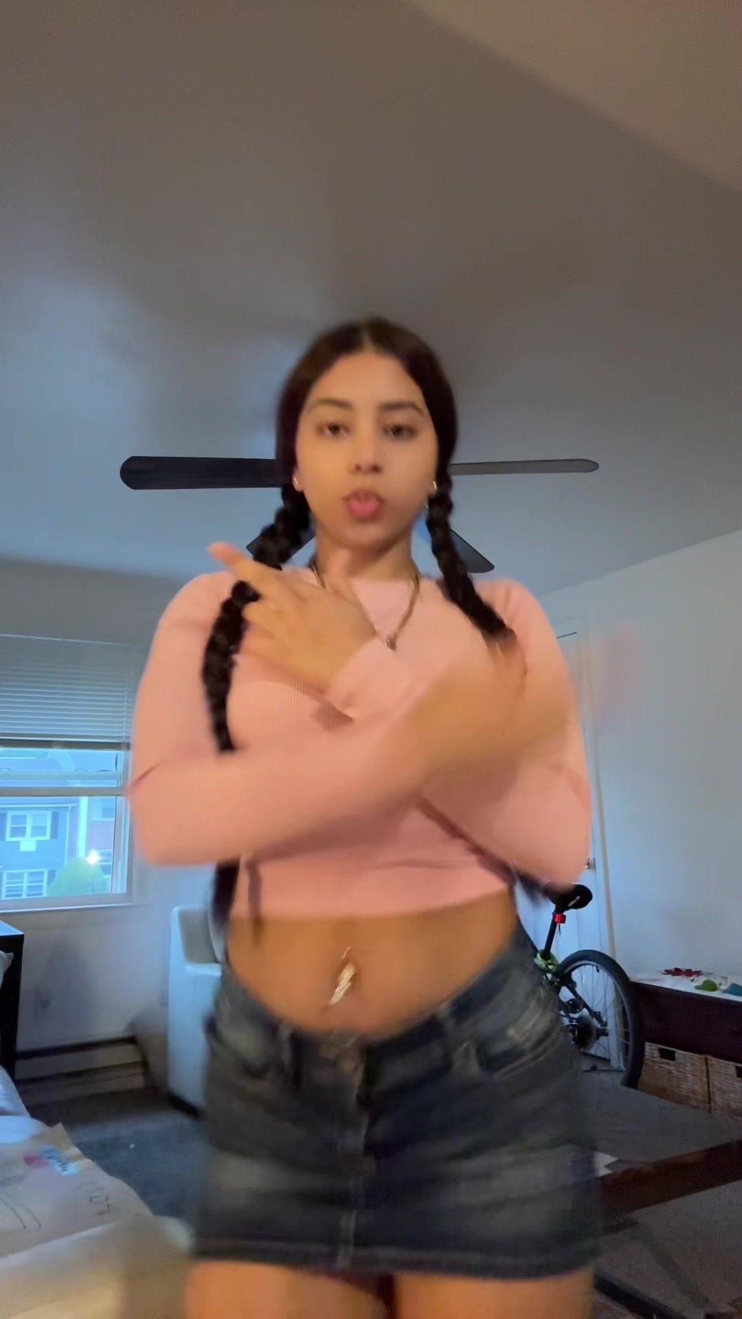 @VALERIA🦦