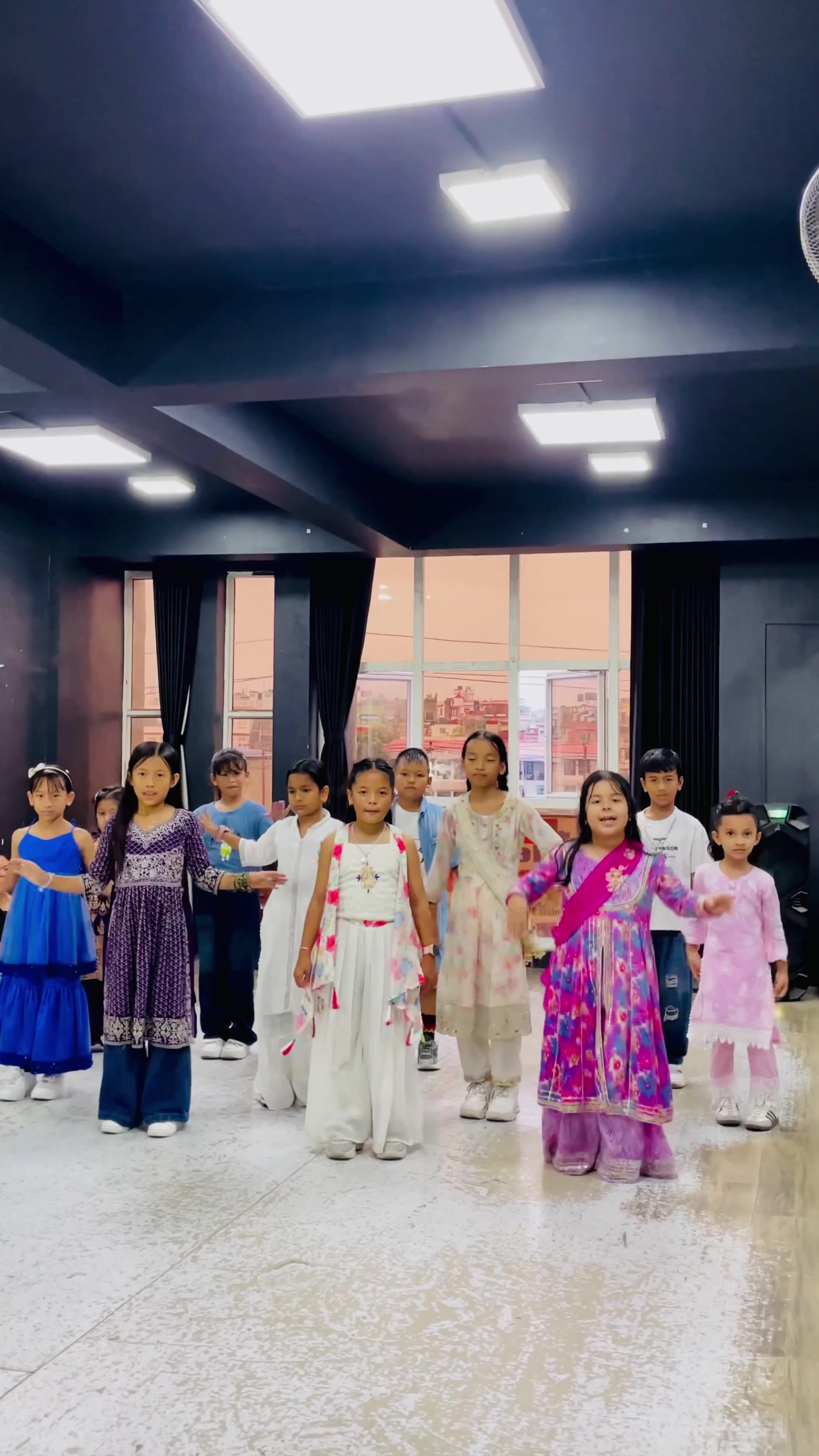 @Flexible Dance School
