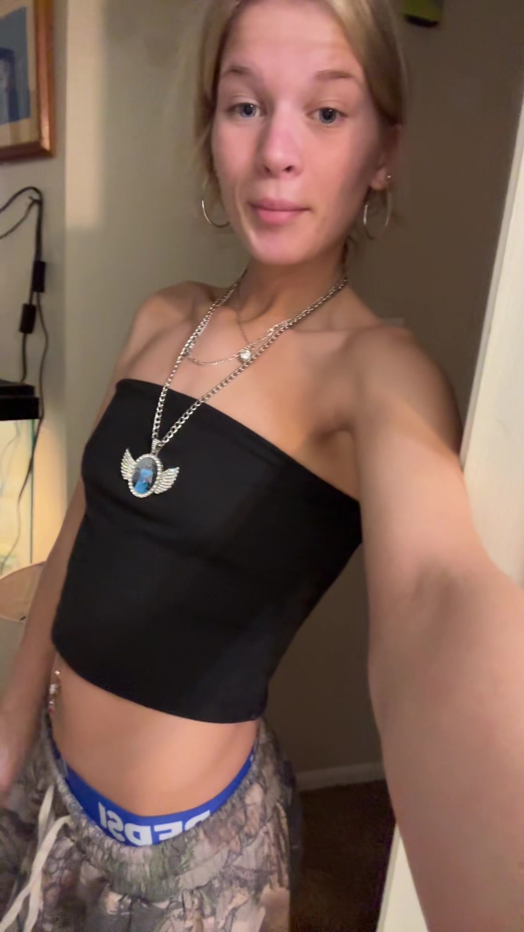 @comehelpabby