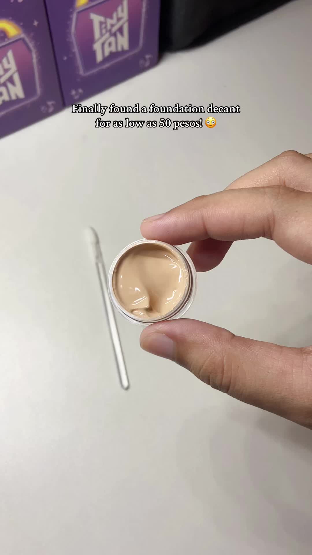 @r ᨐ &int;