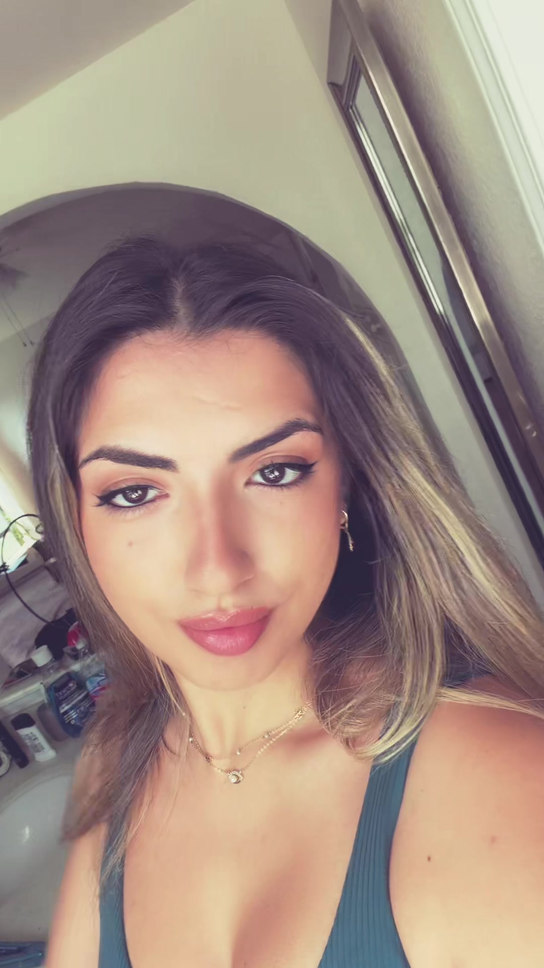 @Nikki