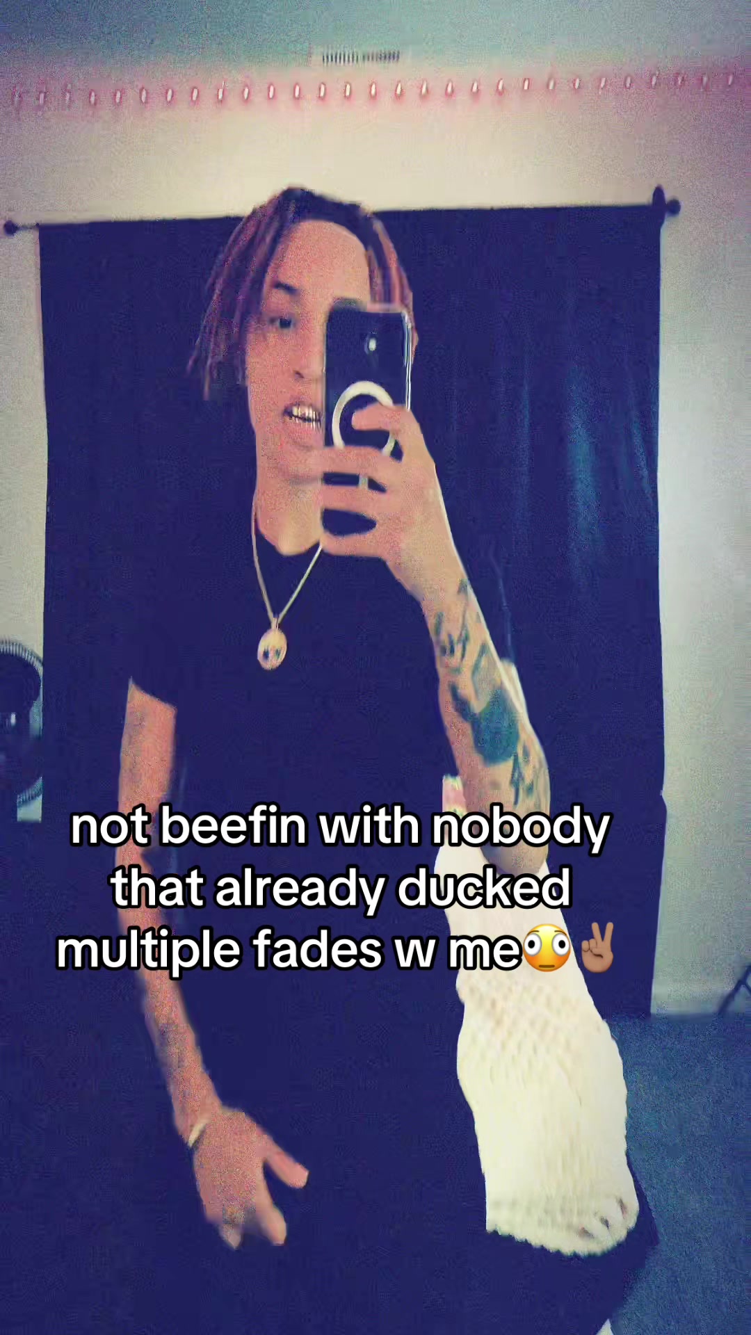 @Dee😎