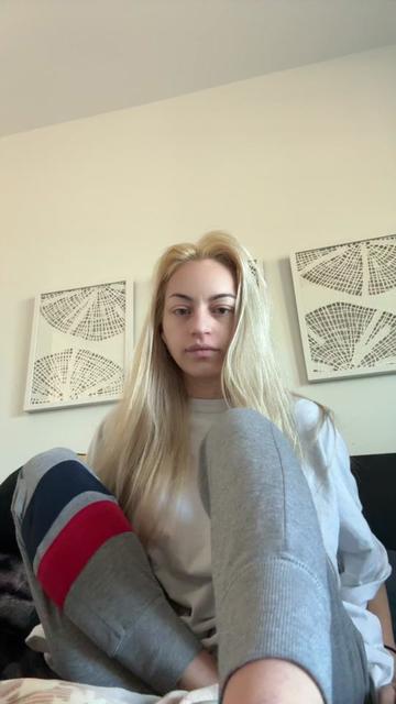 @notzoe.serena