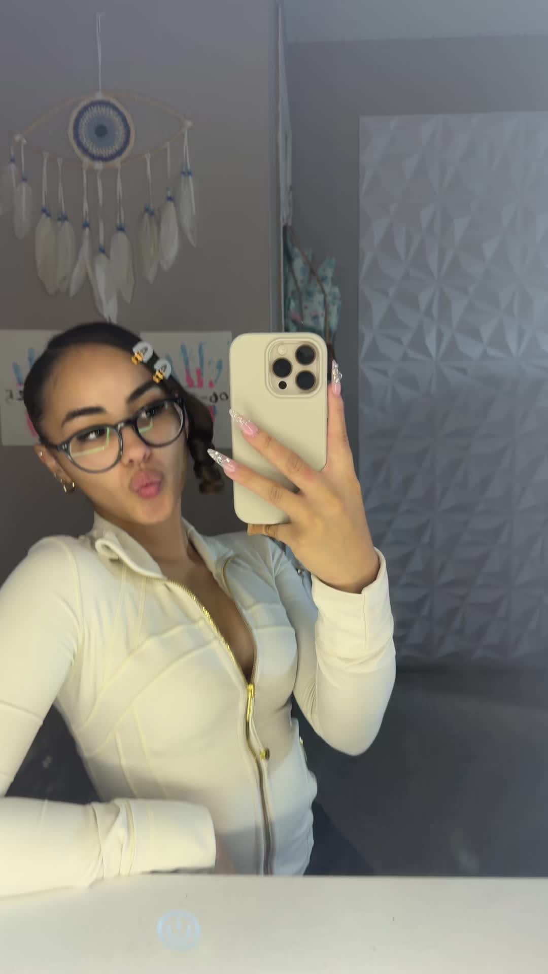 @jaylee
