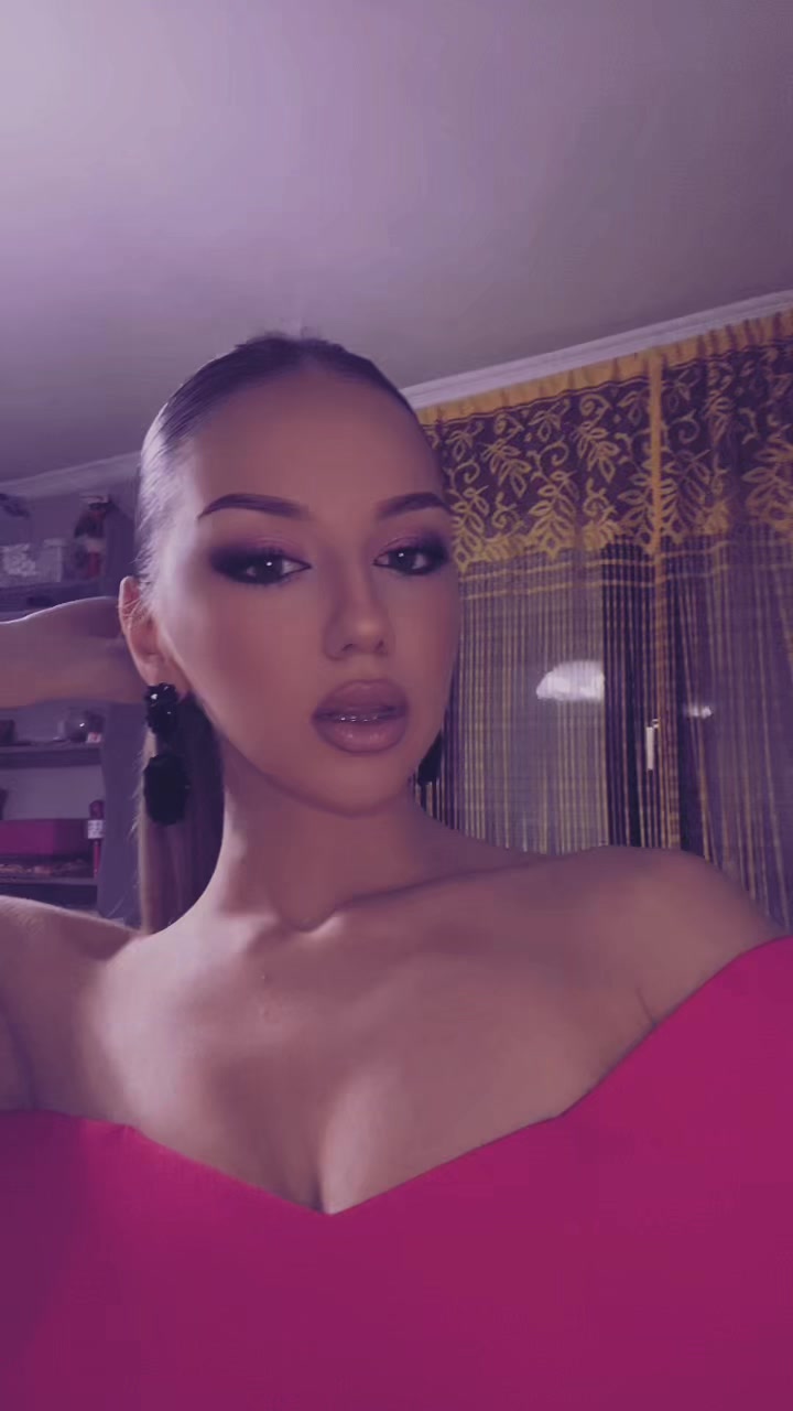 @𝒦